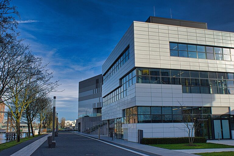 Menelusuri Keunggulan Universitas Muhammadiyah Tasikmalaya dalam Pendidikan dan Pengembangan Mahasiswa